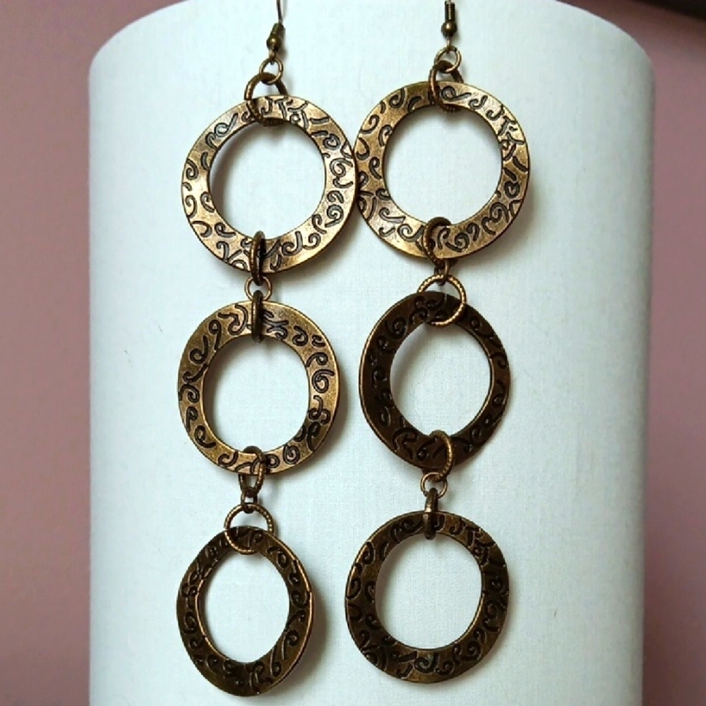 Artizan Antique Bronze Dangle Earrings Light and Fun